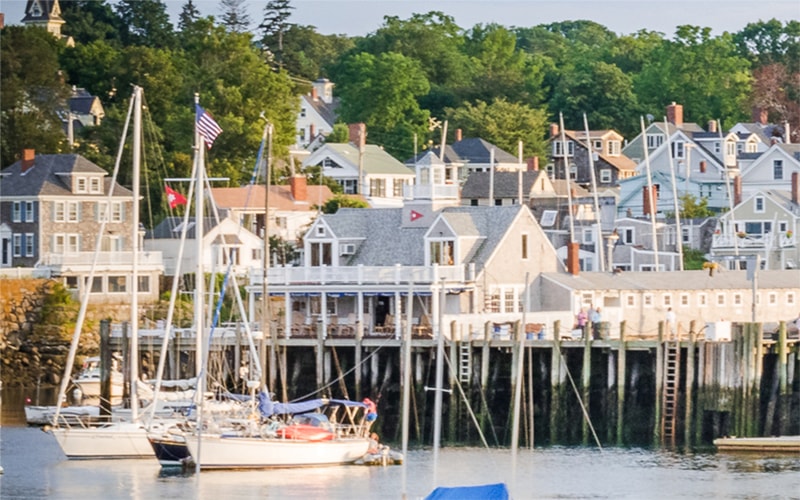 10 Prettiest Coastal Towns
