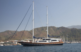 Yacht Esma Sultan