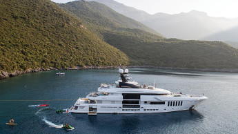 Yacht Ouranos
